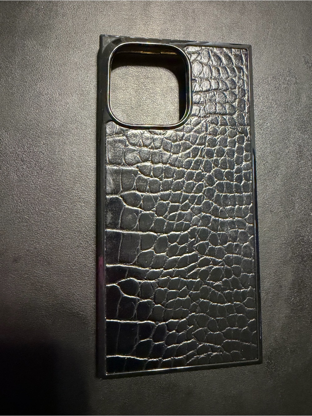 iPhone 16 Pro Max Flaunt Croc Case